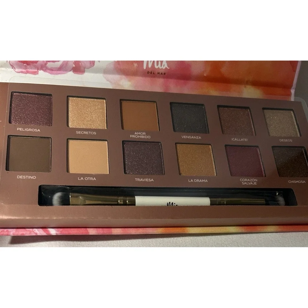 Mia Del Mar Novelera 12 Color Eyeshadow Palette /duel ended brush Creme Eye  F3